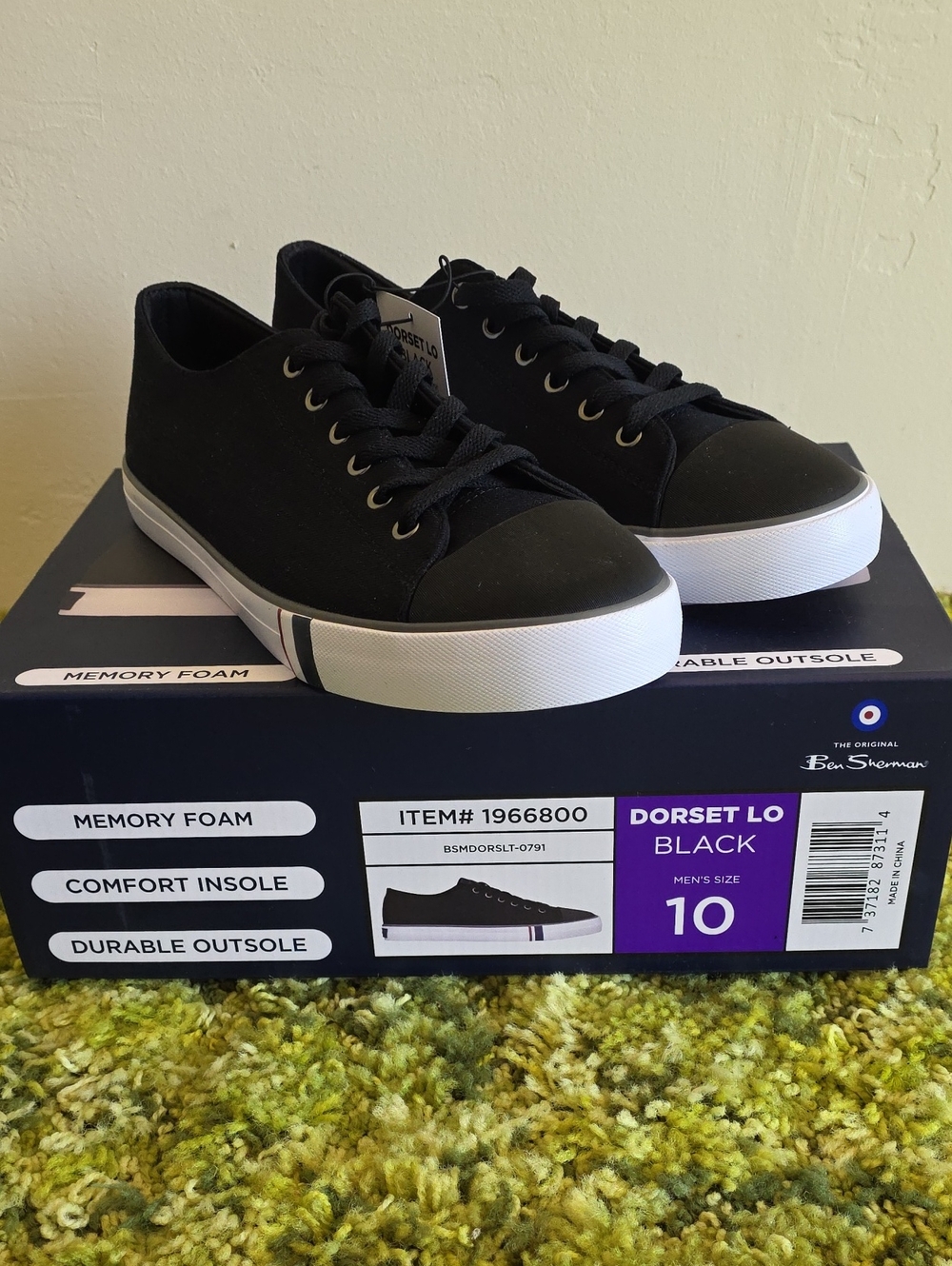Ben Sherman Dorset Lo NWT Size 10 Black